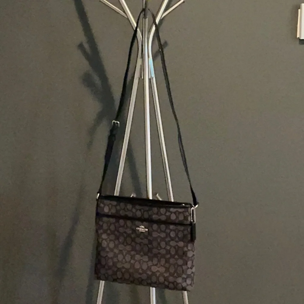 Coach Signature Black and Gray Shoulder Bag